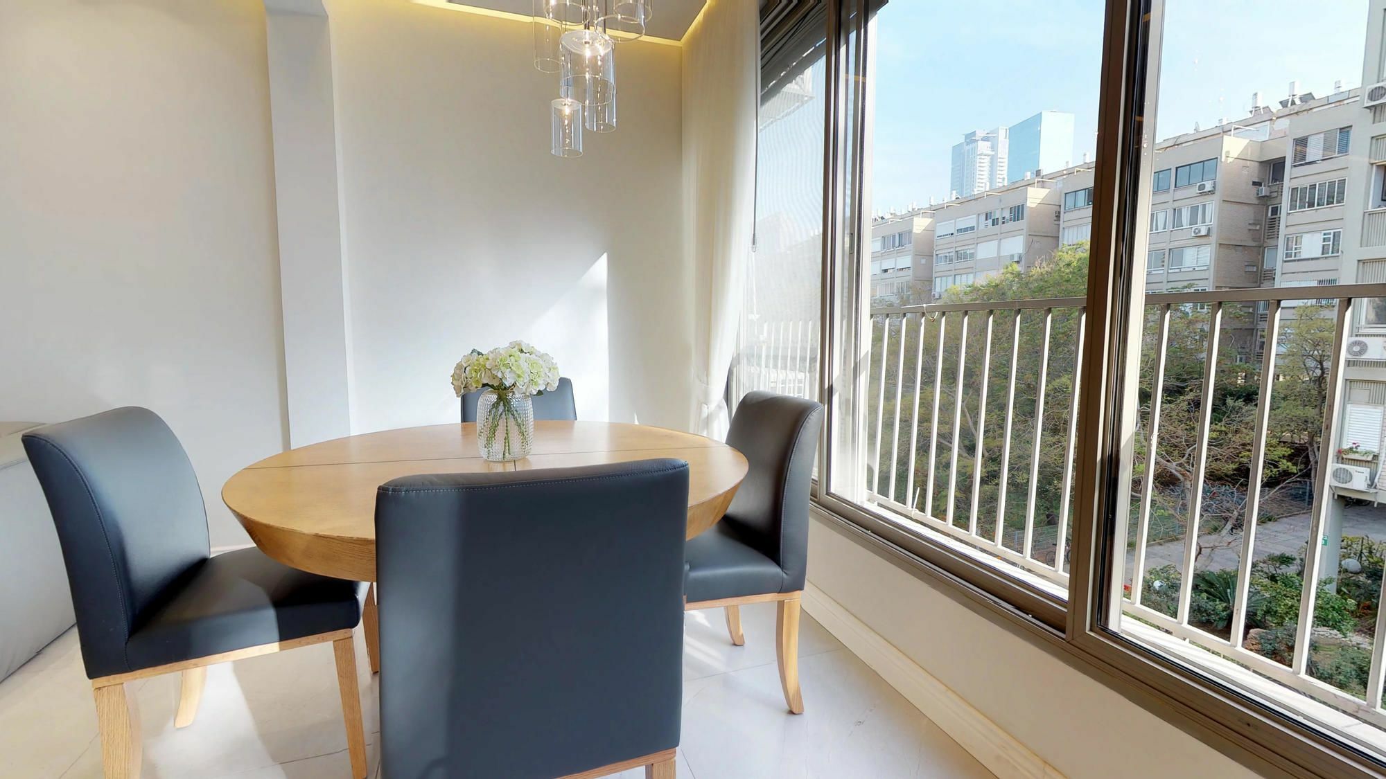 Spacious Family 4Bd Apt By Sea N' Rent Тел Авив Екстериор снимка